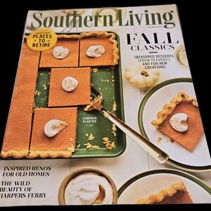 Southern Living Pumpkin Slab Pie Cover — Orange & Green